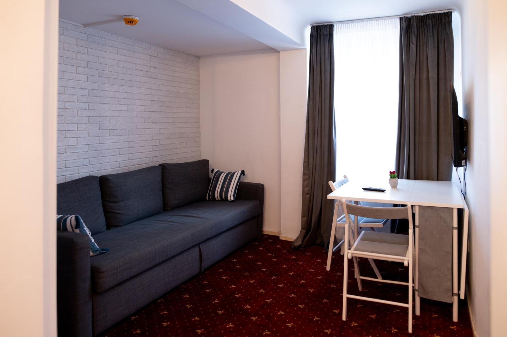 Moise House - Kosher Aparthotel Bucharest Exterior photo
