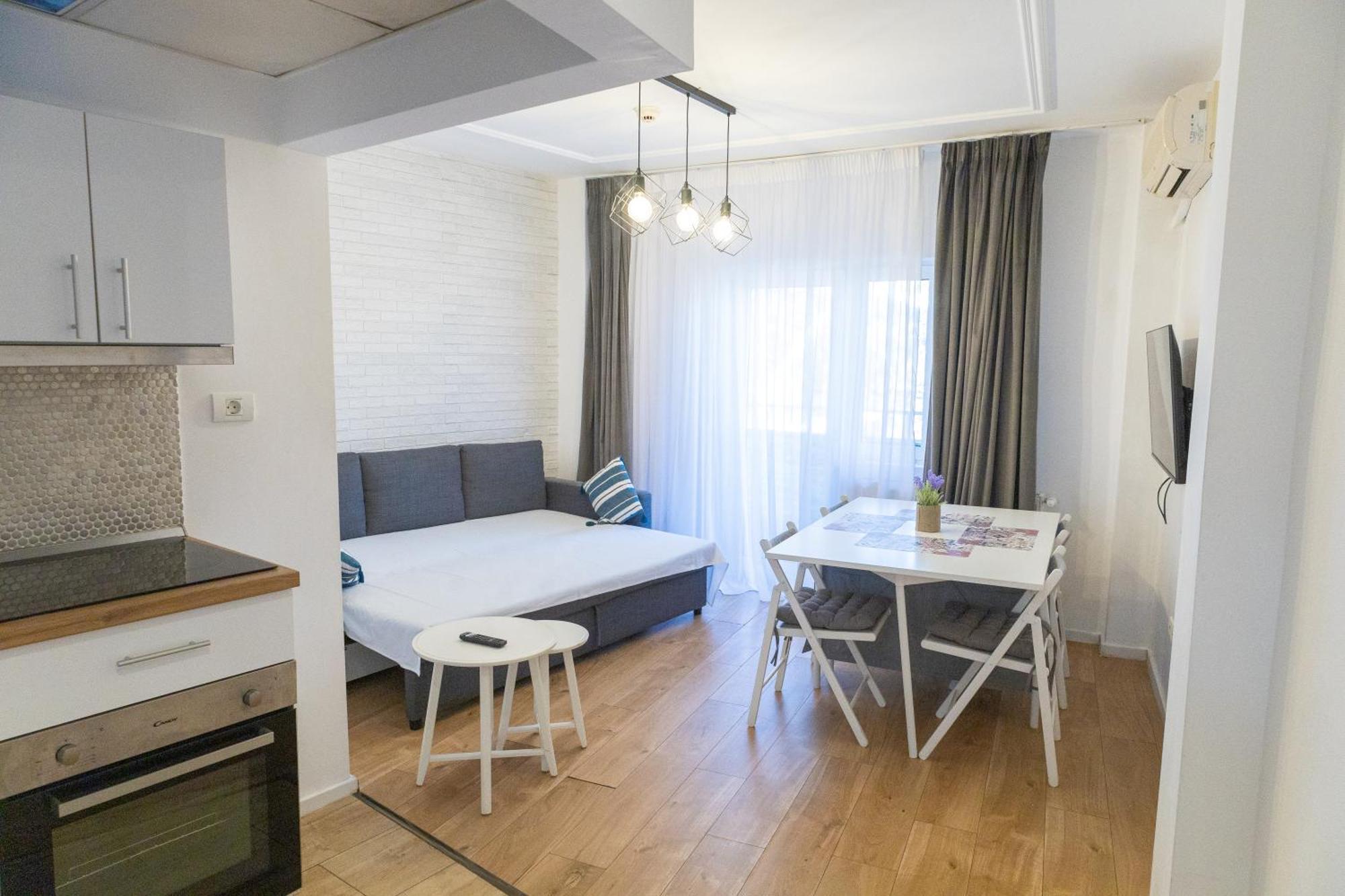 Moise House - Kosher Aparthotel Bucharest Exterior photo